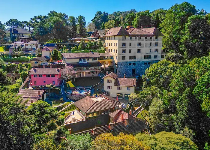 Hotel Ninho do Falcão