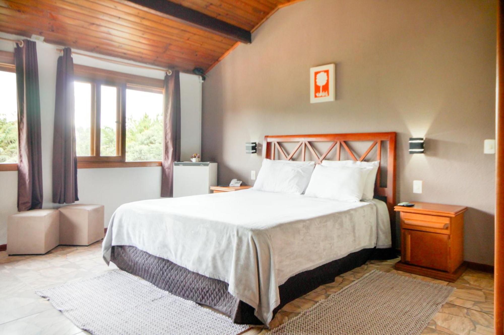 Ninho Do Falcão Hotel 4*